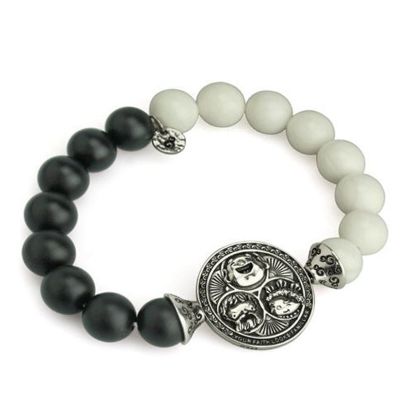 OHM Beads "Oneness" Stretch Bracelet - Onyx and Mother of Pearl - Picture 12 of 13